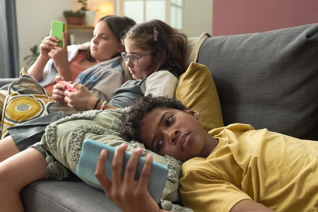 The No-Phone “Rebels” Book Club