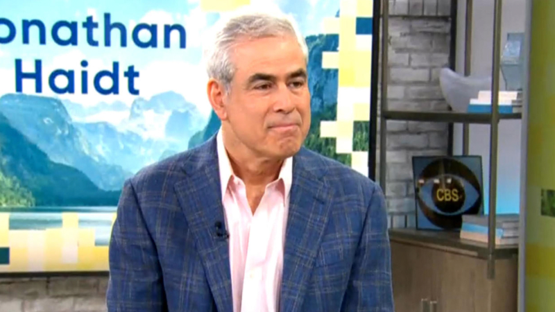 Jonathan Haidt on 'The Anxious Generation,' how kids are growing up in the smartphone era